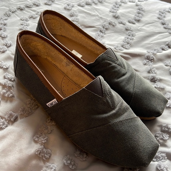 Mens fur lined Toms - Picture 1 of 4